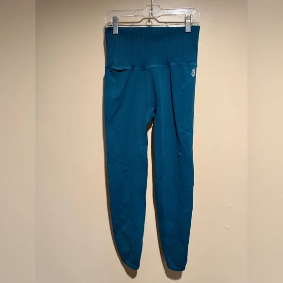 FP Movement Good Karma legging LOT of four Medium/large M/L - Picture 5 of 14